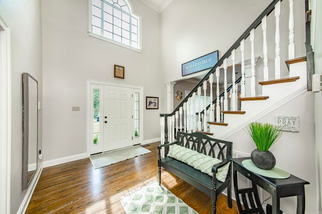 2 Richland Hills Dr, Conway, AR 72034