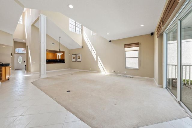 1620 SAND KEY ESTATES COURT, Clearwater Beach, FL 33767
