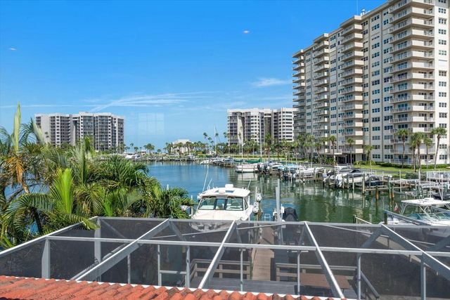 1620 SAND KEY ESTATES COURT, Clearwater Beach, FL 33767