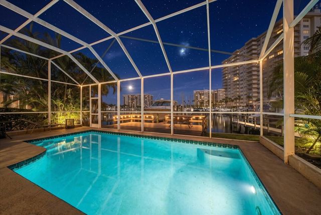 1620 SAND KEY ESTATES COURT, Clearwater Beach, FL 33767