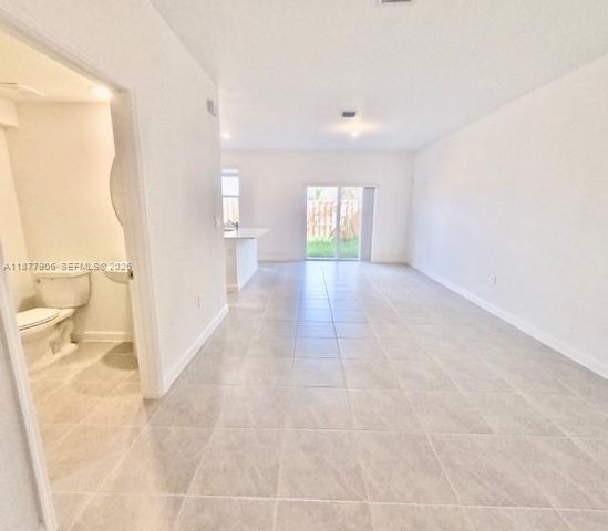 12517 NW 23rd Place, Miami, FL 33167