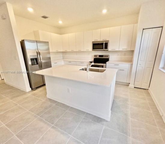 12517 NW 23rd Place, Miami, FL 33167