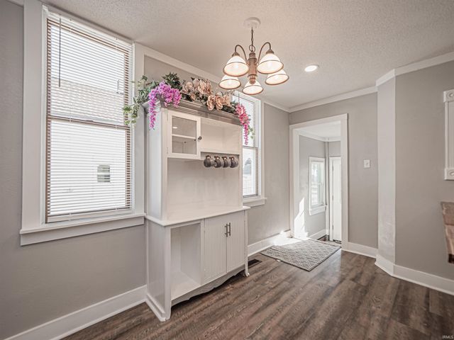 2206 W Virginia Street, Evansville, IN 47712