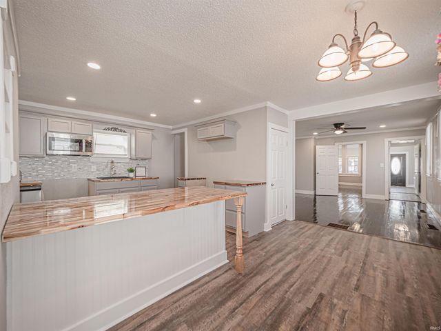 2206 W Virginia Street, Evansville, IN 47712