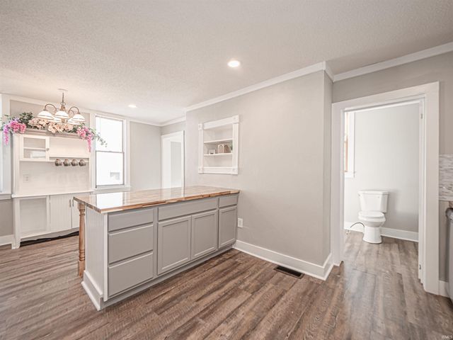 2206 W Virginia Street, Evansville, IN 47712