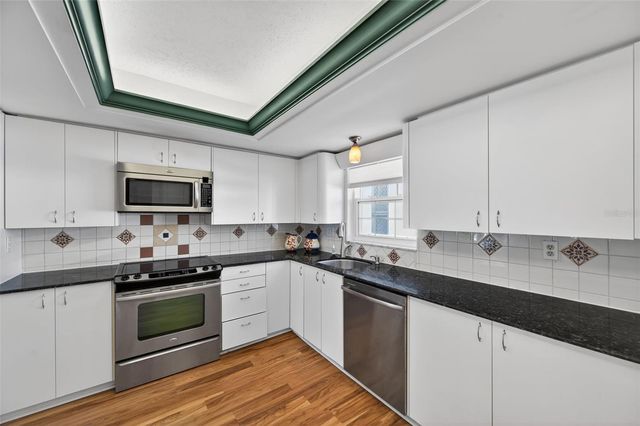 131 BLUFF VIEW DRIVE 403, Belleair Bluffs, FL 33770