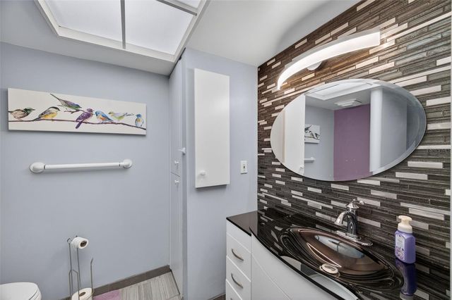 131 BLUFF VIEW DRIVE 403, Belleair Bluffs, FL 33770