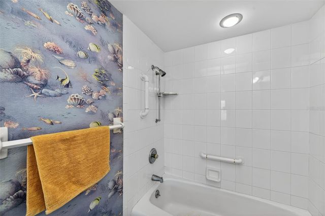 131 BLUFF VIEW DRIVE 403, Belleair Bluffs, FL 33770