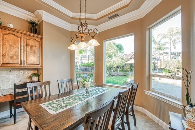 2222 E Hogan Avenue, Fresno, CA 93730