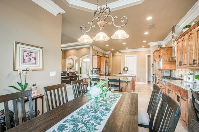 2222 E Hogan Avenue, Fresno, CA 93730