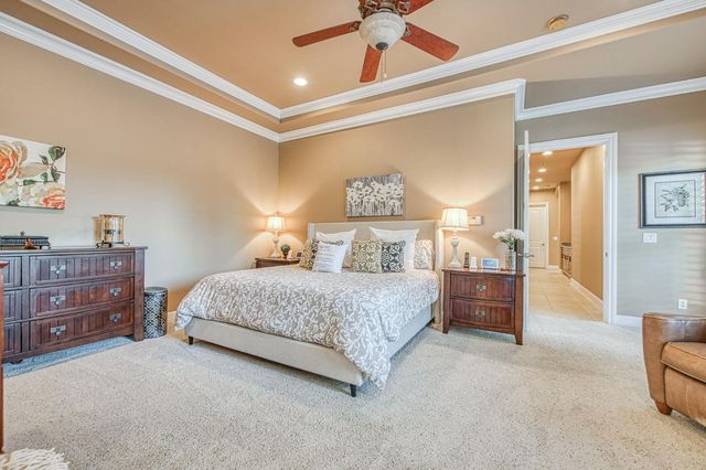 2222 E Hogan Avenue, Fresno, CA 93730