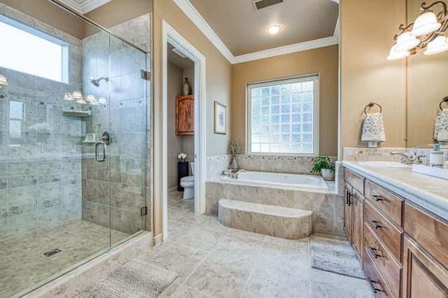 2222 E Hogan Avenue, Fresno, CA 93730