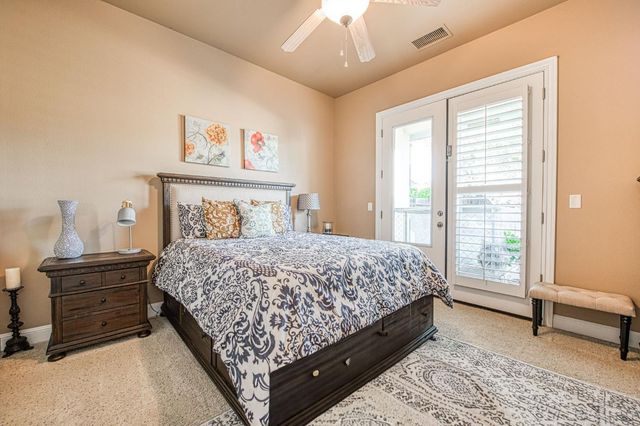 2222 E Hogan Avenue, Fresno, CA 93730