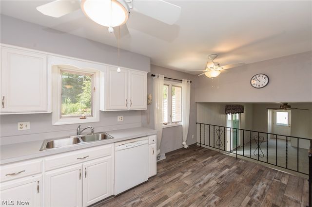 2207 Jacqueline Drive, Parma, OH 44134