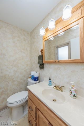 2207 Jacqueline Drive, Parma, OH 44134