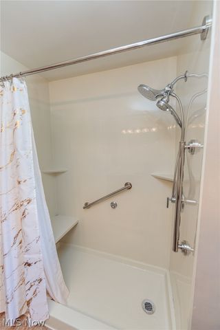 2207 Jacqueline Drive, Parma, OH 44134