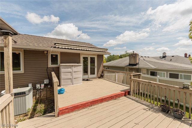 2207 Jacqueline Drive, Parma, OH 44134