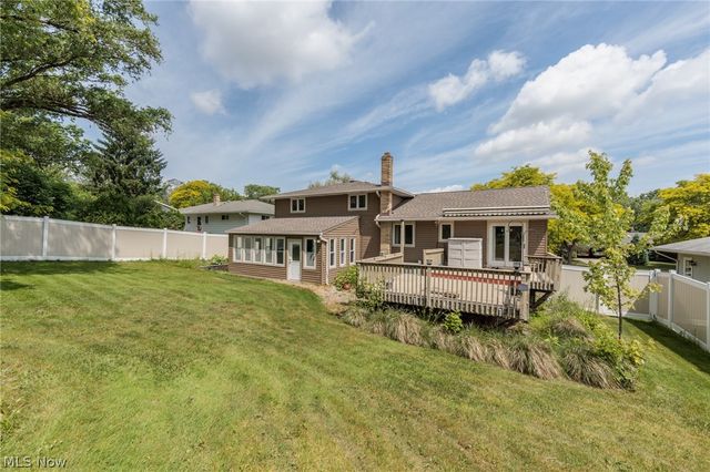 2207 Jacqueline Drive, Parma, OH 44134