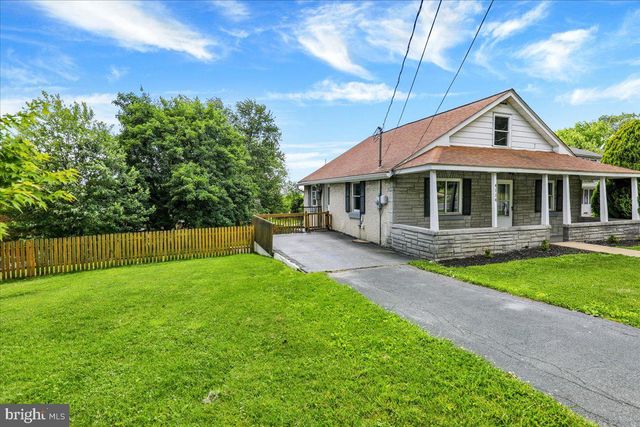 4114 SEFRANKA RD, Temple, PA 19560