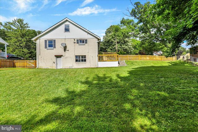 4114 SEFRANKA RD, Temple, PA 19560