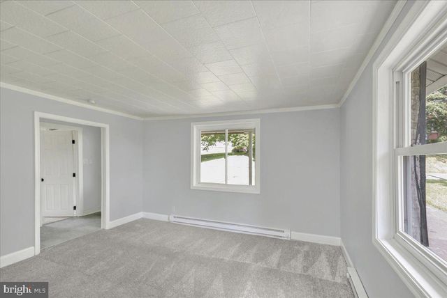 4114 SEFRANKA RD, Temple, PA 19560
