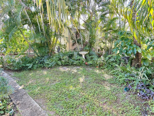 425 Bougainvilla Drive, Deerfield Beach, FL 33442