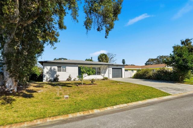 2845 64TH TERRACE S, St Petersburg, FL 33712