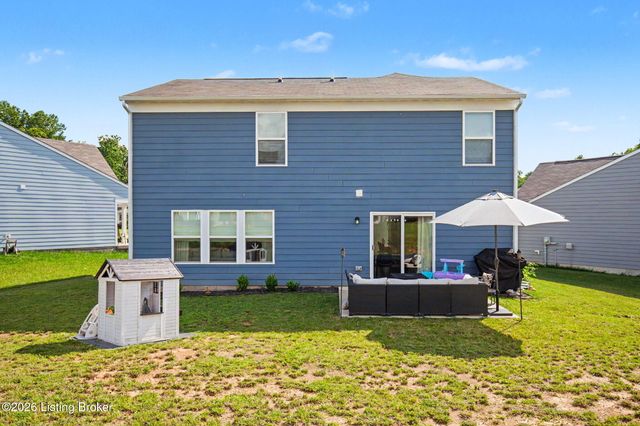3857 Scarlet Oak Ln, La Grange, KY 40031