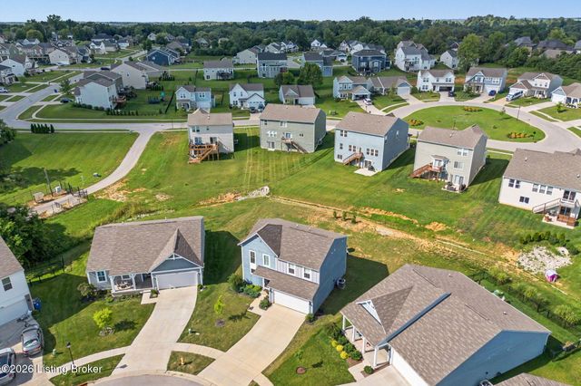 3857 Scarlet Oak Ln, La Grange, KY 40031