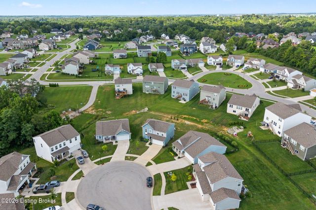 3857 Scarlet Oak Ln, La Grange, KY 40031