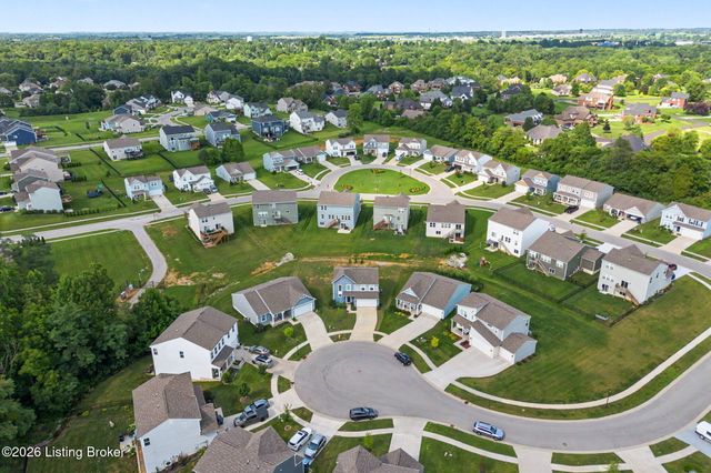 3857 Scarlet Oak Ln, La Grange, KY 40031