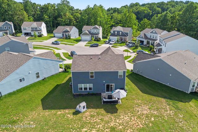 3857 Scarlet Oak Ln, La Grange, KY 40031