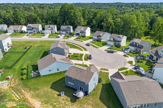 3857 Scarlet Oak Ln, La Grange, KY 40031