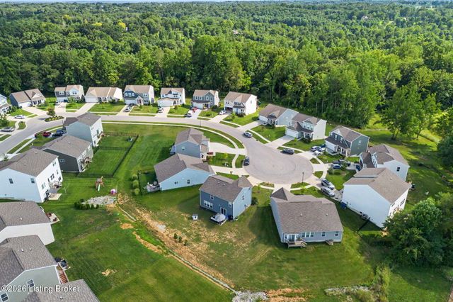3857 Scarlet Oak Ln, La Grange, KY 40031