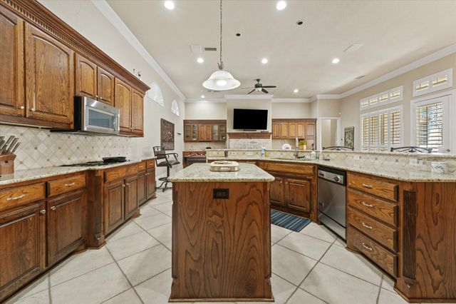 2349 Briar Court, Frisco, TX 75034