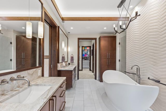 4603 Annaway Drive, Edina, MN 55436