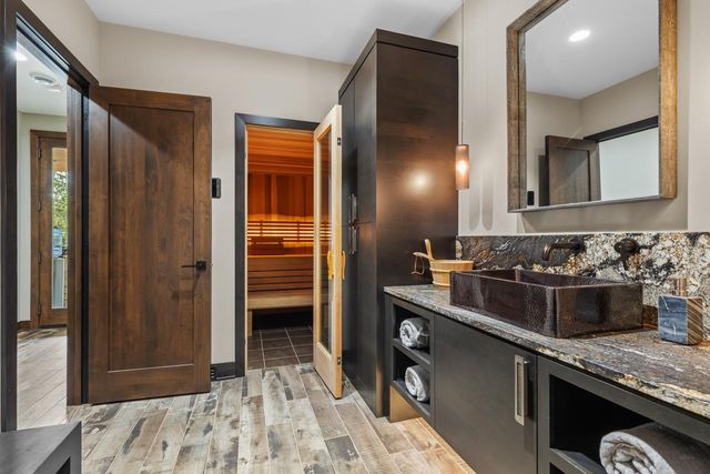 4603 Annaway Drive, Edina, MN 55436