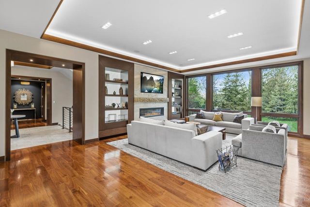 4603 Annaway Drive, Edina, MN 55436