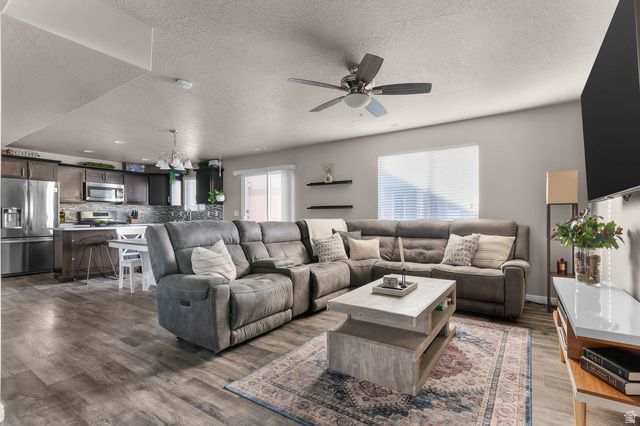 2297 W 500 S, Pleasant Grove, UT 84062