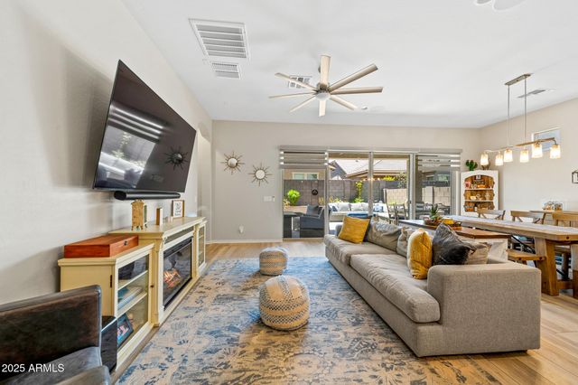 4155 E Jesse Street, Gilbert, AZ 85295