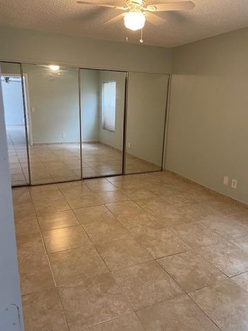 8 Crossings Circle A, Boynton Beach, FL 33435