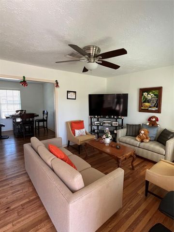 208 Oddo Street, Houston, TX 77022