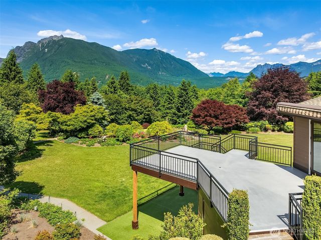 42520 SE 149th Place, North Bend, WA 98045