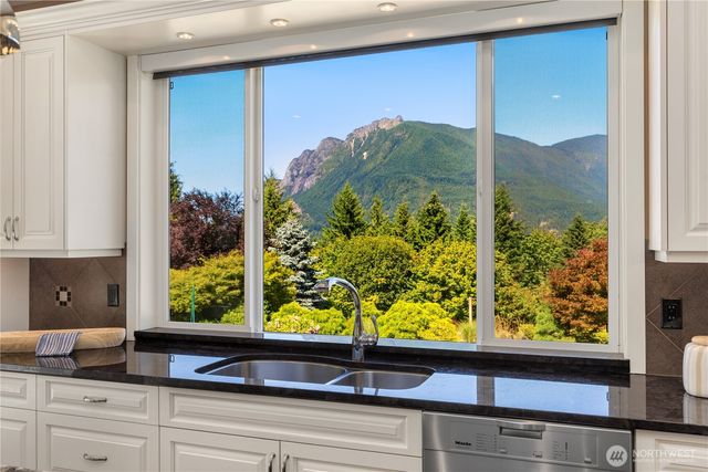 42520 SE 149th Place, North Bend, WA 98045