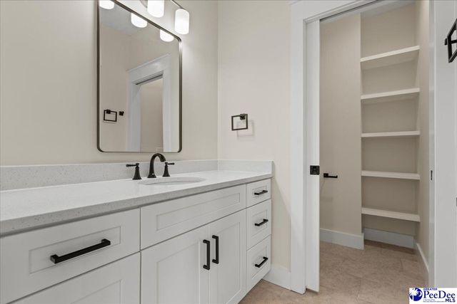 129 E Pine Street, Florence, SC 29506