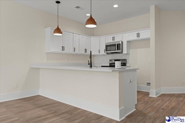 129 E Pine Street, Florence, SC 29506