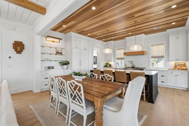 3875 Sawyers Island Drive, Mount Pleasant, SC 29466