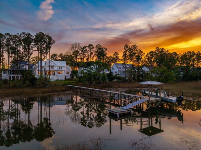 3875 Sawyers Island Drive, Mount Pleasant, SC 29466