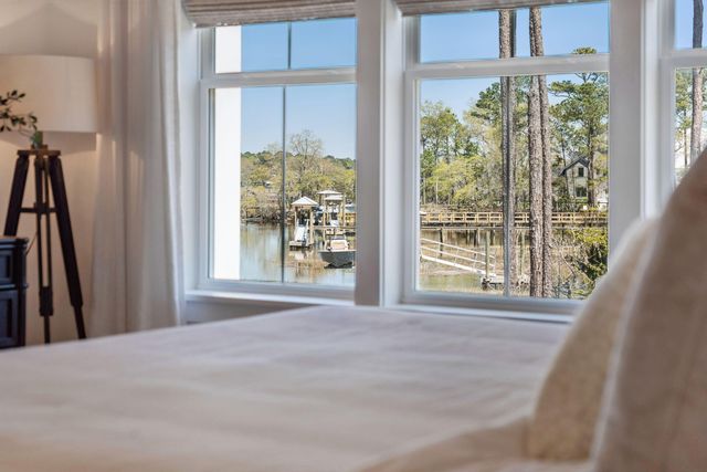 3875 Sawyers Island Drive, Mount Pleasant, SC 29466