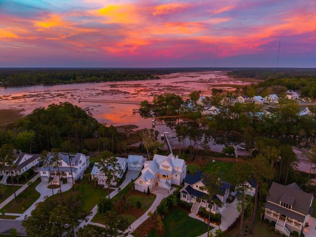 3875 Sawyers Island Drive, Mount Pleasant, SC 29466